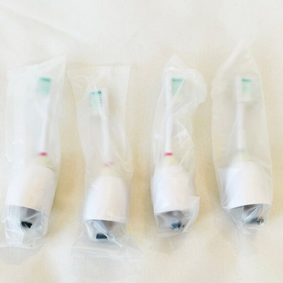 Genuine Philips Sonicare Essence Toothbrush Charger Base HX5100/C 4 Brush Heads - Picture 2 of 5